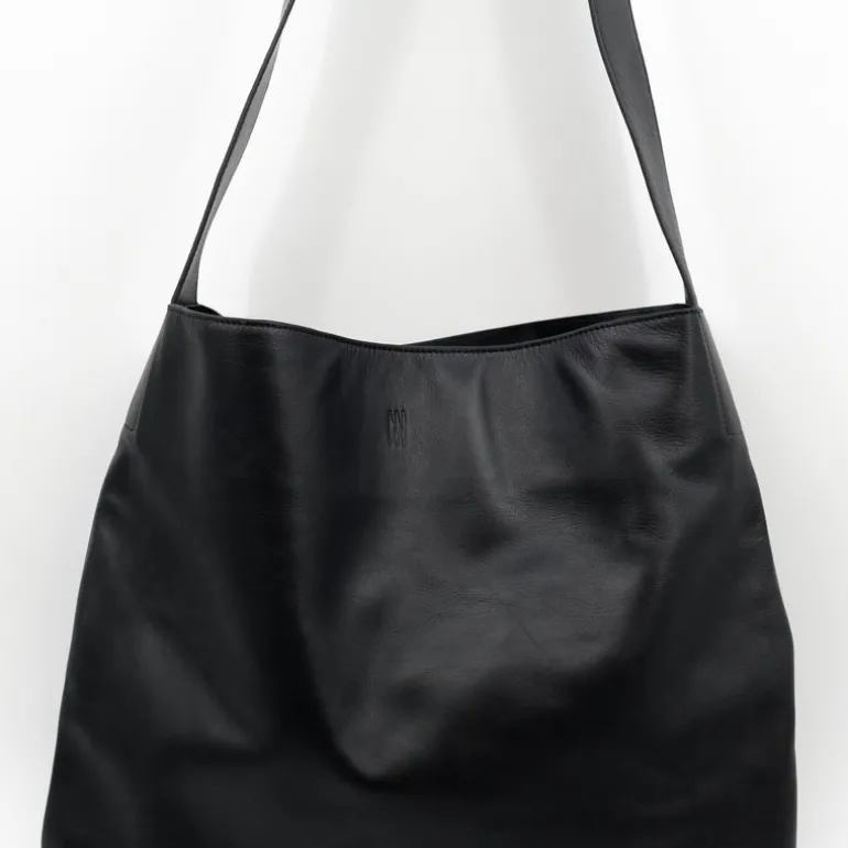 Big crossbody handtas in zwart nappaleer