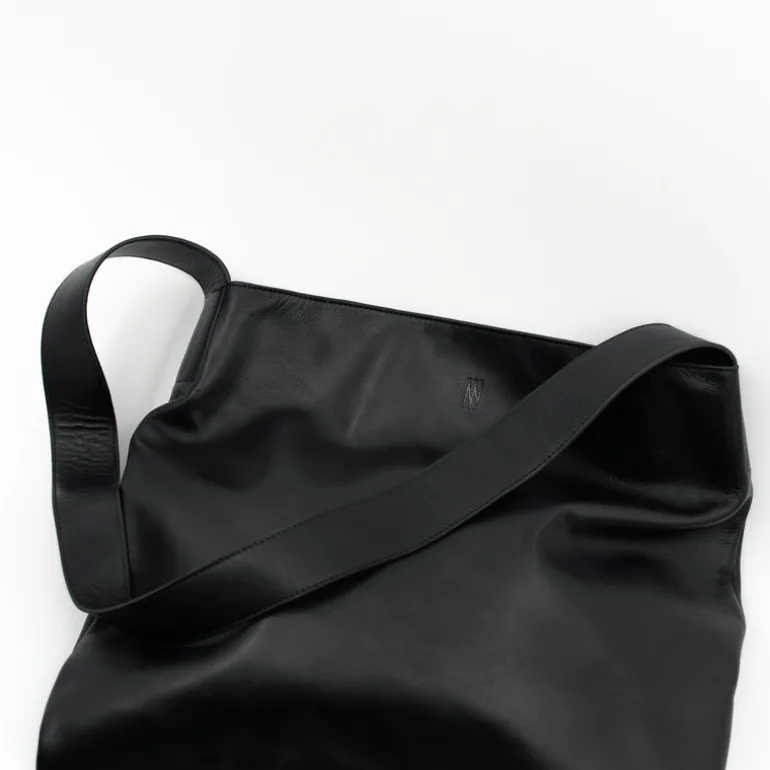 Big crossbody handtas in zwart nappaleer