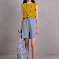 Blue curry top