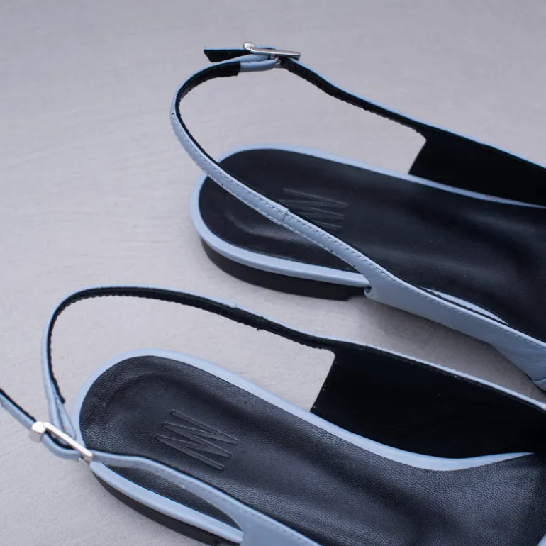 Dallie slingback in dusk blue