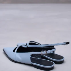 Dallie slingback in dusk blue