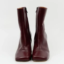 Eames laarsje in burgundy