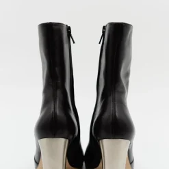 Eames laarsje in dark chocolate