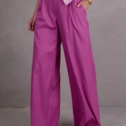 Edward broek in very berry
