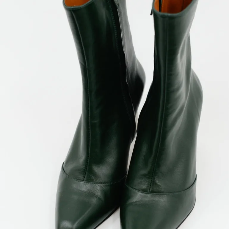 Elize laarsje in sacramento green