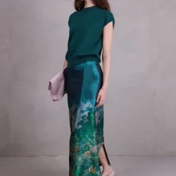 Emmanuel rok in jungle jacquard