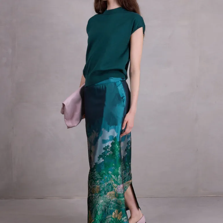 Emmanuel rok in jungle jacquard