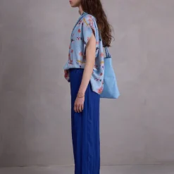 Fabio blouse in blue Havana