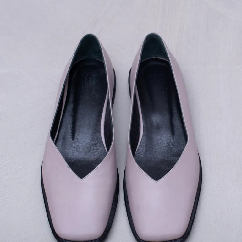 Faiza ballerina in taupe