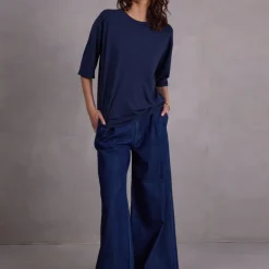 Fanny oversized night blue T-shirt