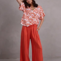 Faro broderie blouse in shiny orange