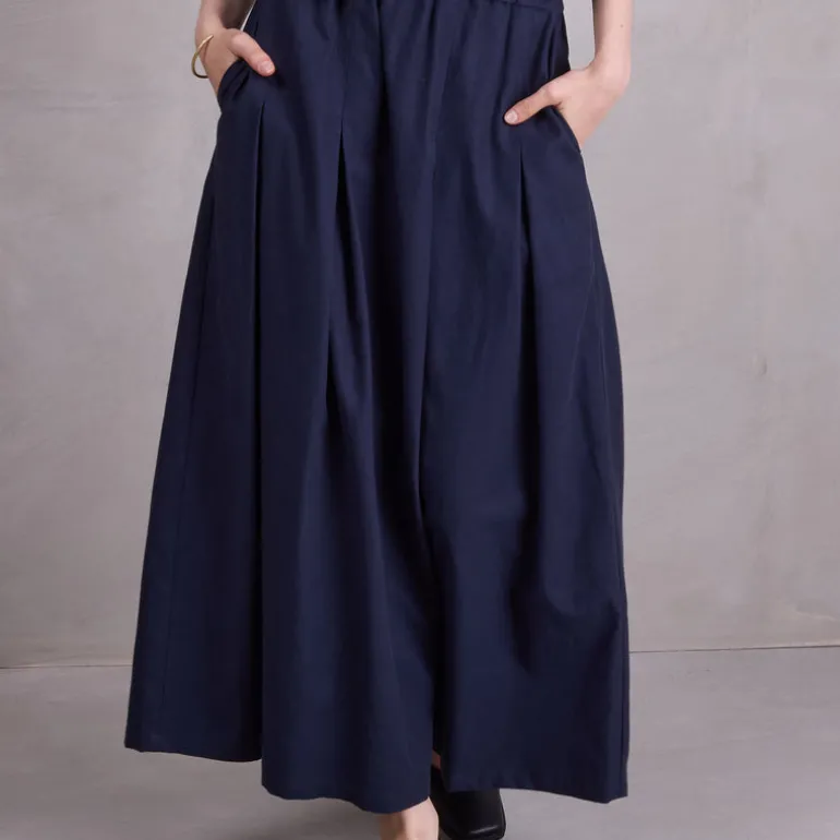 Fieke rok in navy
