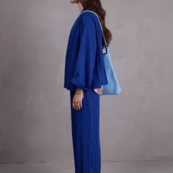 Flenn kimono in true blue Tencel