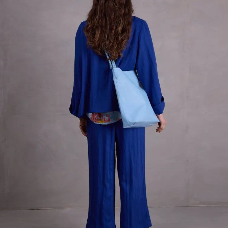 Flenn kimono in true blue Tencel