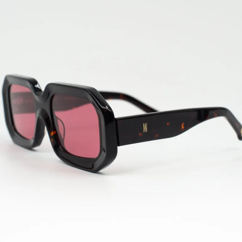 Jackie zonnebril in dark tortoise / cherry