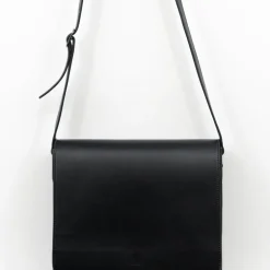 Medium crossbody handtas in zwart nappaleer