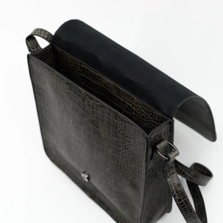 Medium crossbody handtas in croco black olive