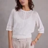 Opava truitje in off-white